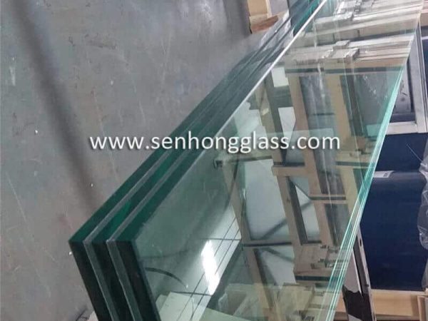 china Multi-layer SGP Tempered Laminated Glass Heat Soaked Testing